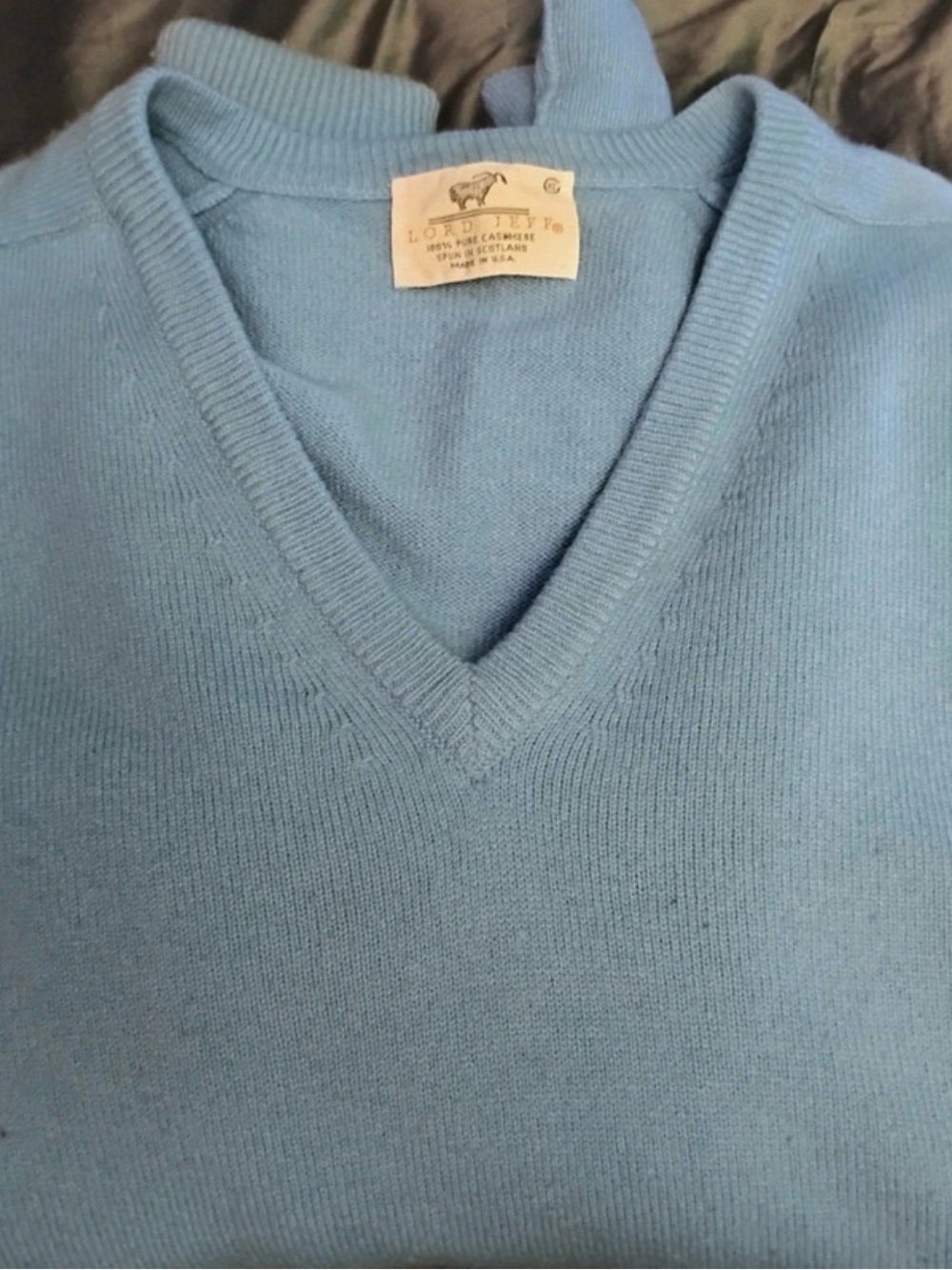 Lord Jeff 100% Pure Cashmere V-Neck Sweater – XL – Baby Blue